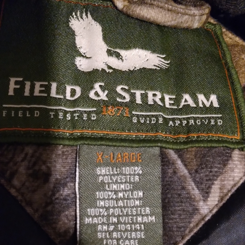 Size Xl Field n Stream Camouflage Jacket.